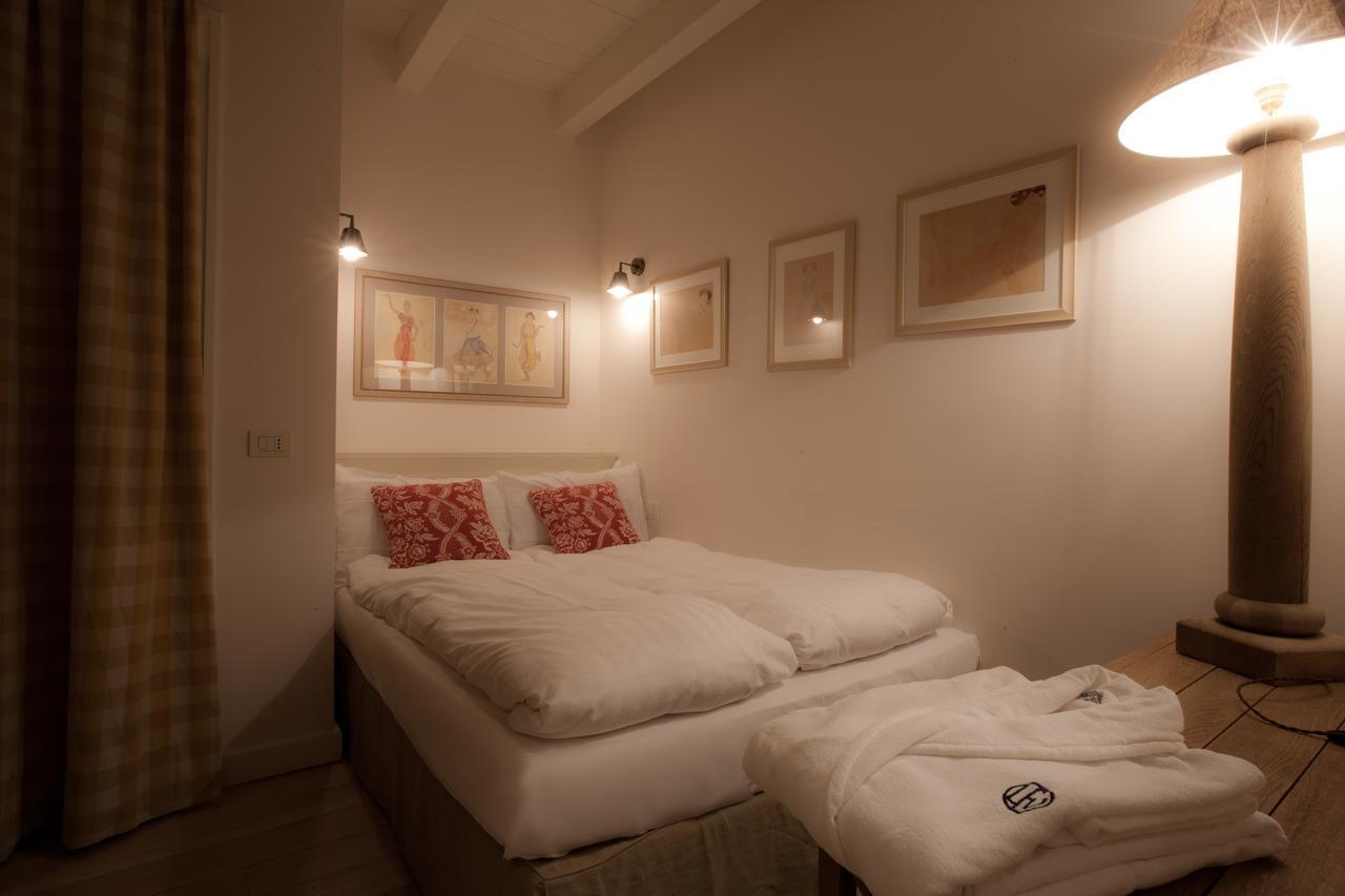 Aparthotel Les Fleurs Bleues Livigno Pokoj fotografie